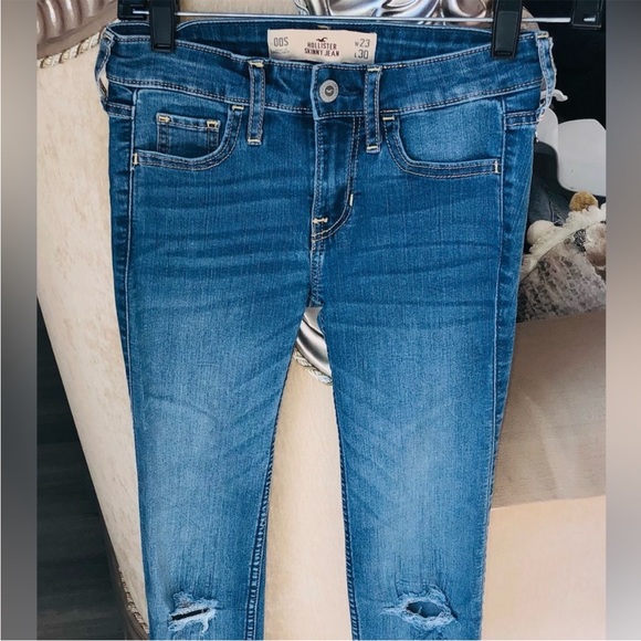 FLASH SALE Hollister Low Rise Skinny Jeans - Picture 6 of 7